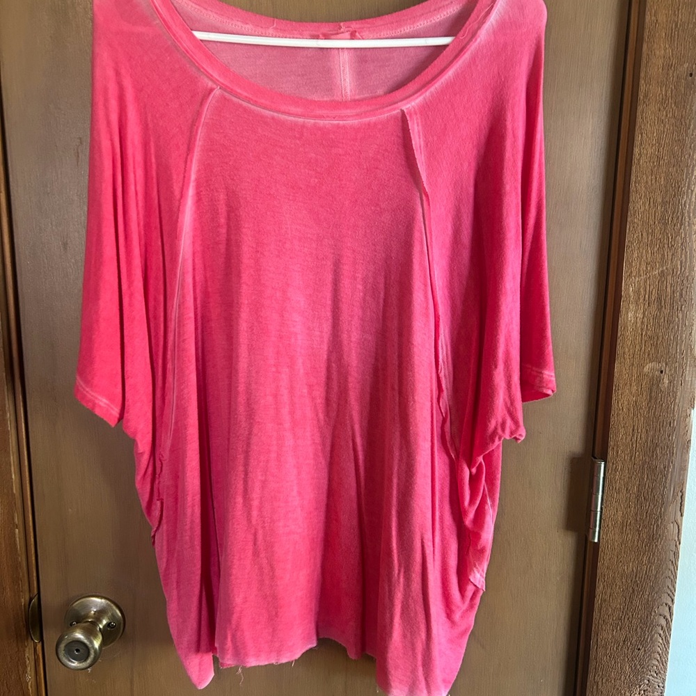 Zenana Outfitters Bright Pink Short Sleeve Tee